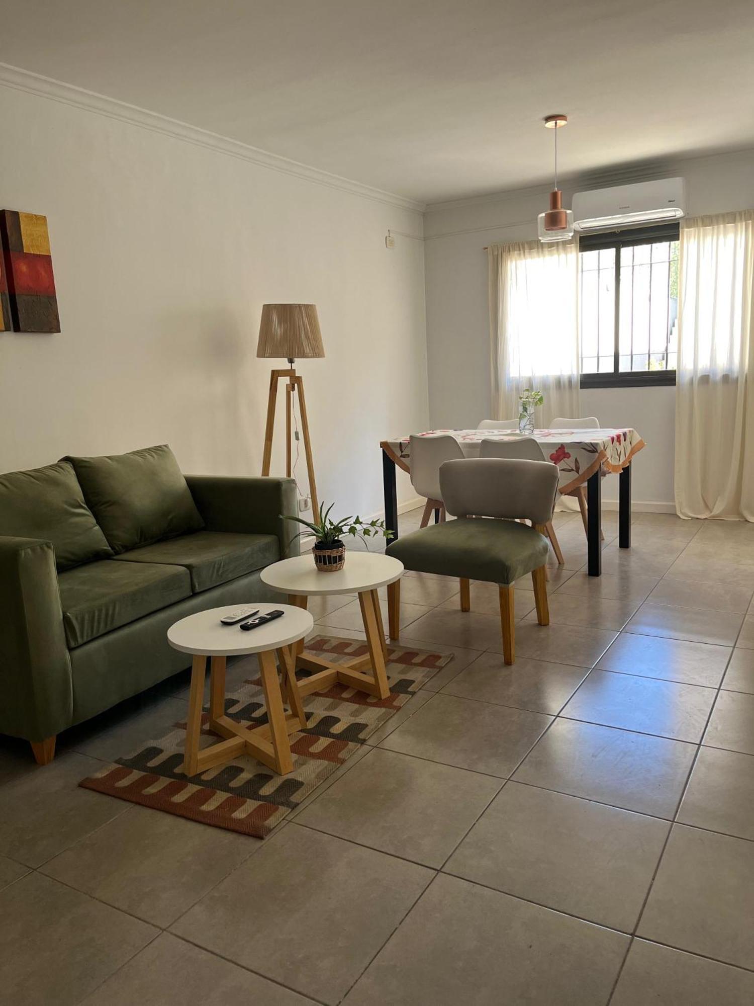Luminoso Departamento En Zona Residencial Apartment Мендоса Екстериор снимка